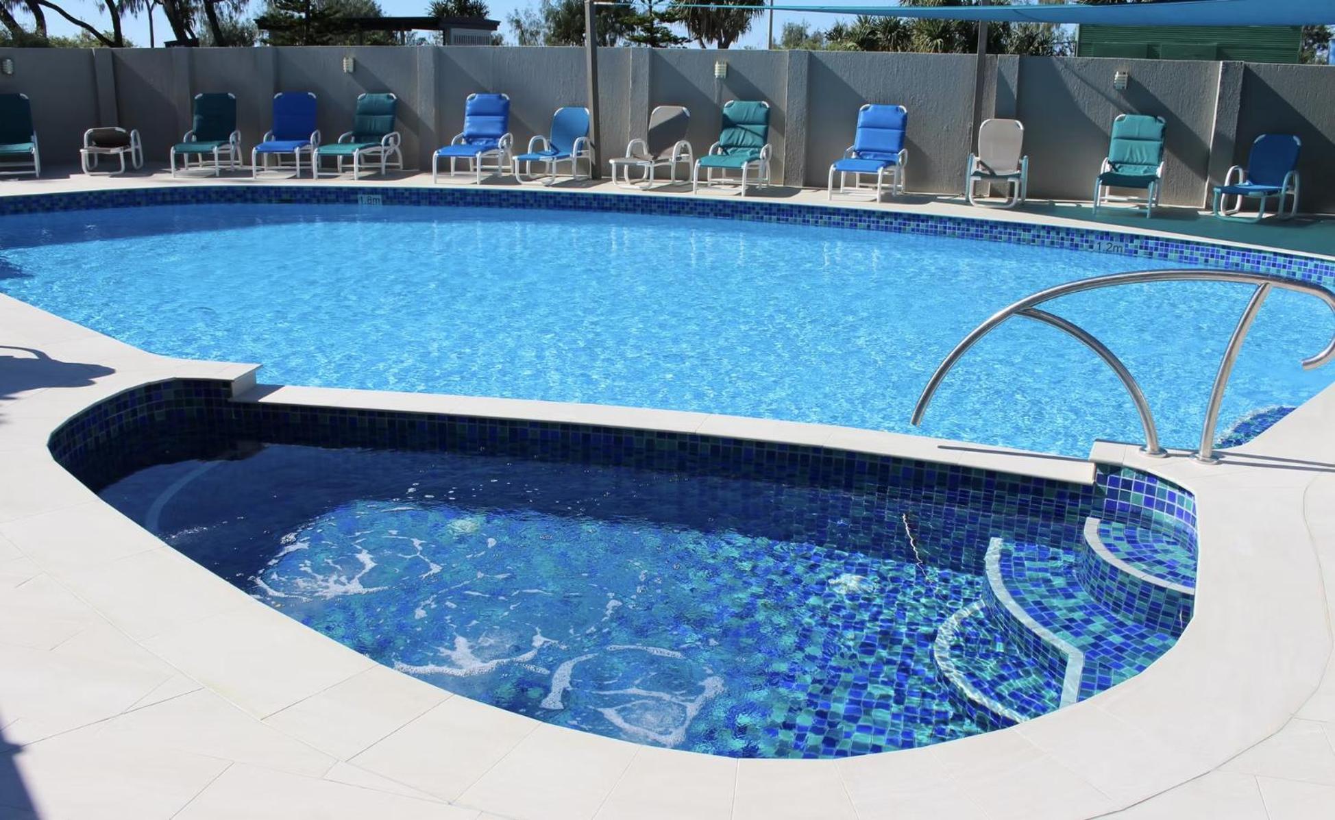 Beachfront 16th Floor, Ocean Views Talisman *