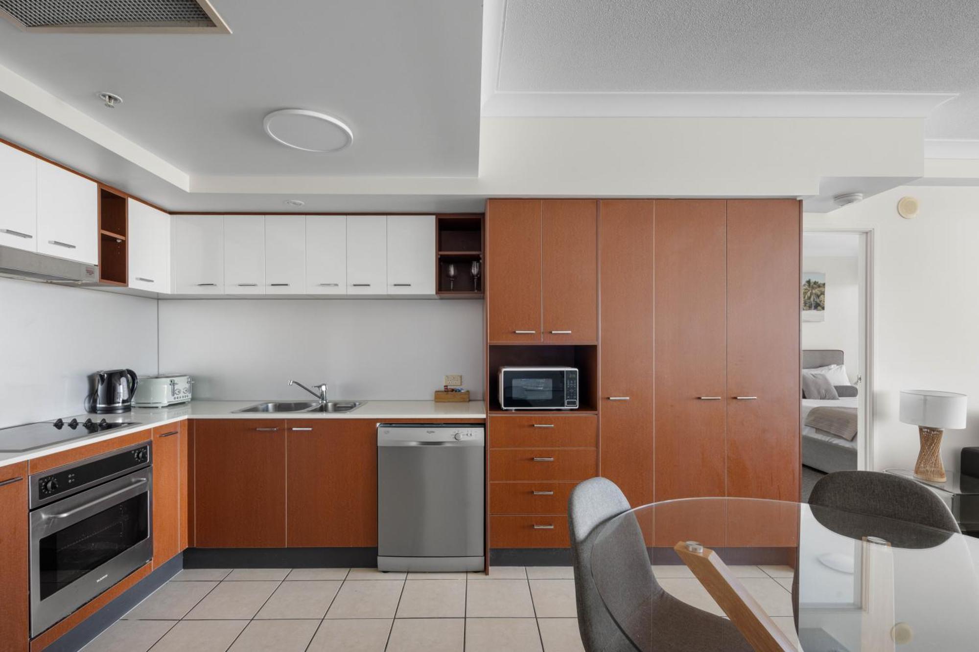 Towers Of Chevron - Private - Hosted By Coastal Letting Co. Apartment *
