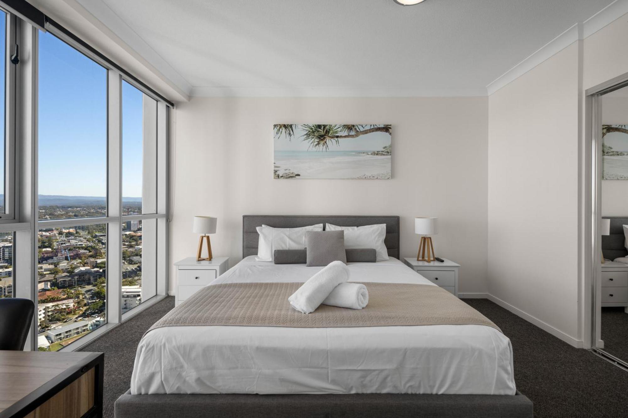 Towers Of Chevron - Private - Hosted By Coastal Letting Co. Gold Coast