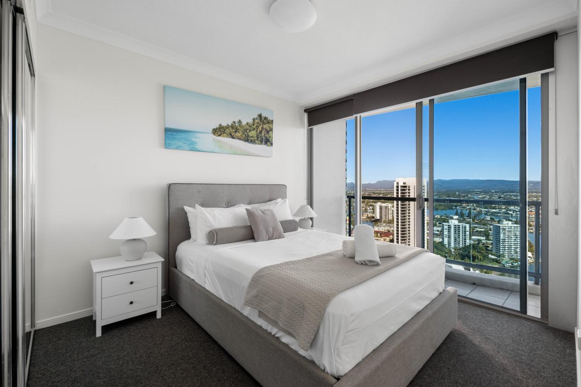 Towers Of Chevron - Private - Hosted By Coastal Letting Co. Gold Coast