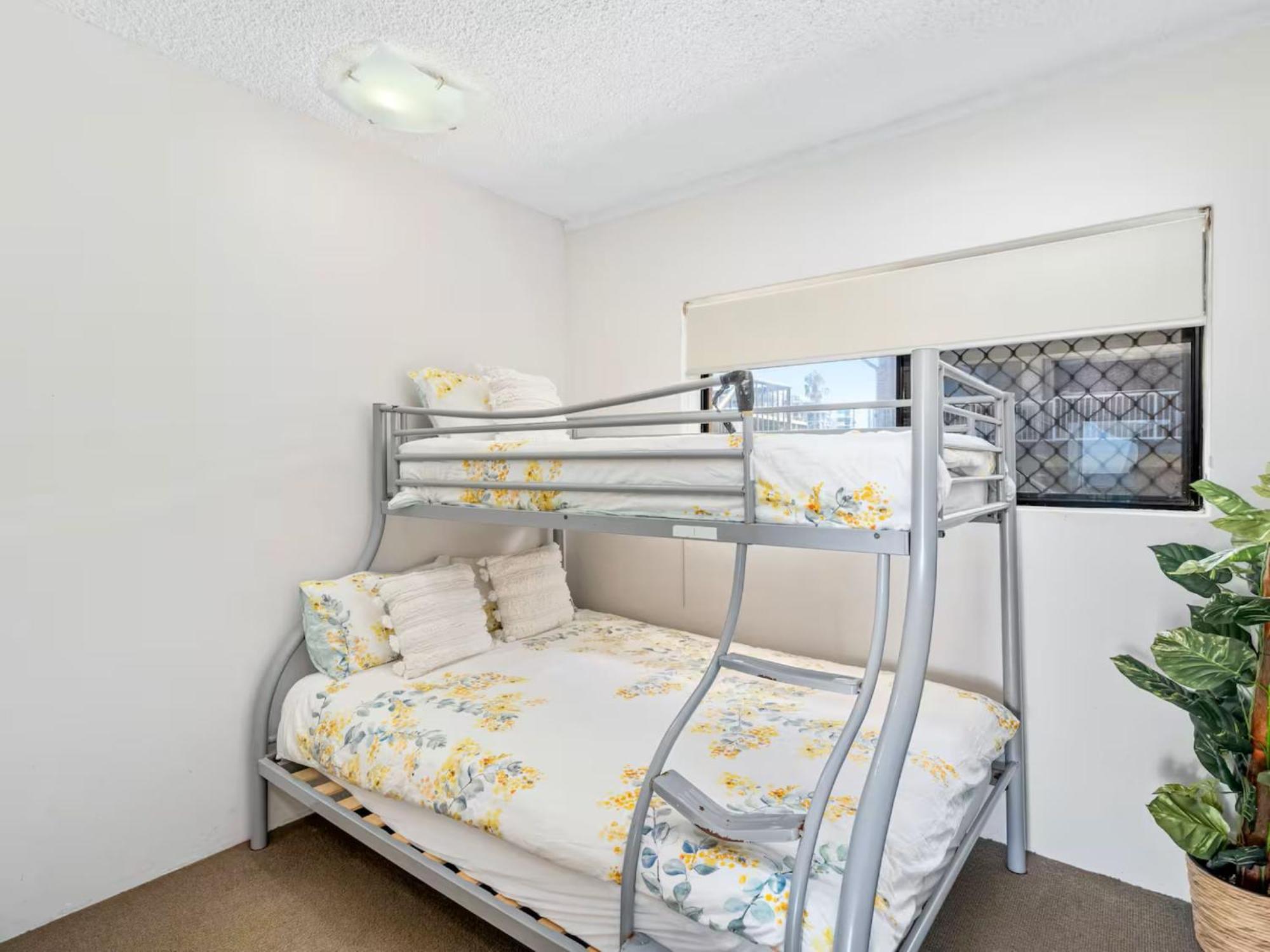 Apartment Palm Breeze - Hosted By Burleigh Letting