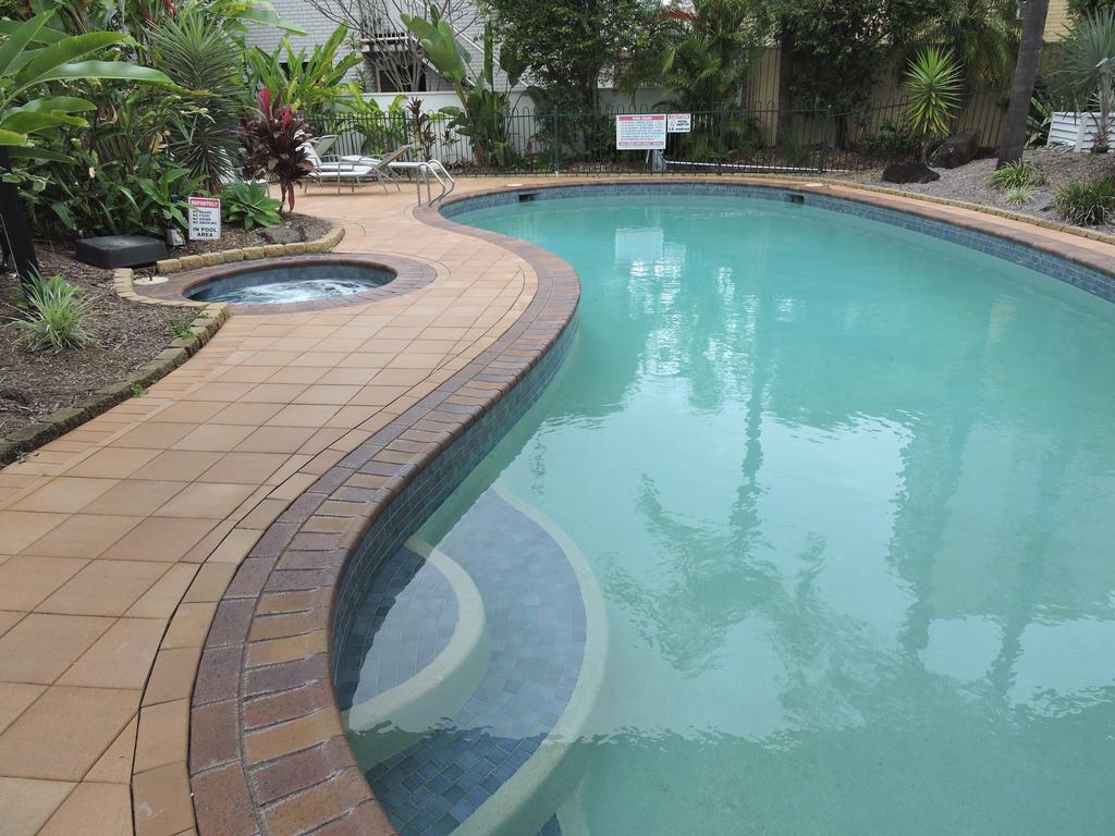 Cannes Court Aparthotel 3*