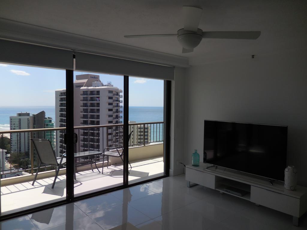 Surfers Century Oceanside Aparthotel Gold Coast