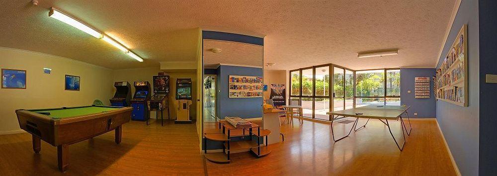 Burleigh Gardens North Hi-rise 3*