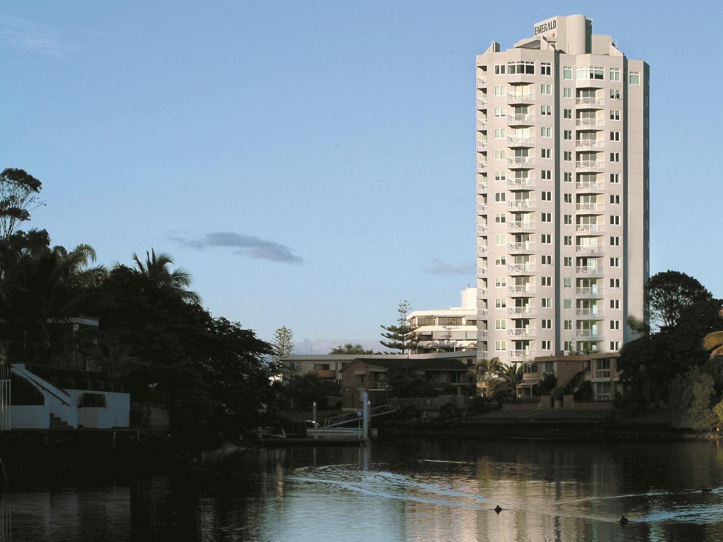 Emerald Surfers Paradise Shared Hostel *
