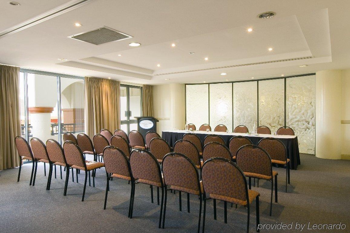 Aparthotel Oaks Calypso Plaza Gold Coast