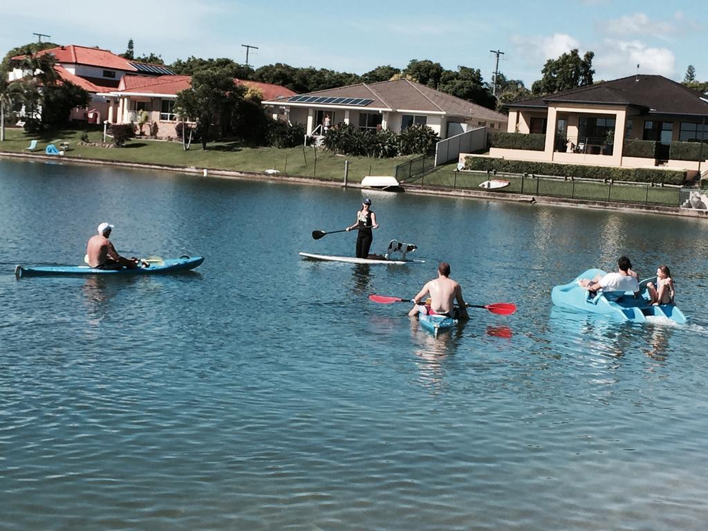 Broadbeach Waterfront Holiday House Holiday home Gold Coast