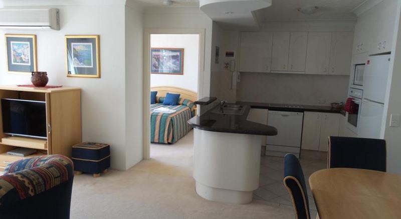 Aparthotel The Ritz Heated Pool 4*