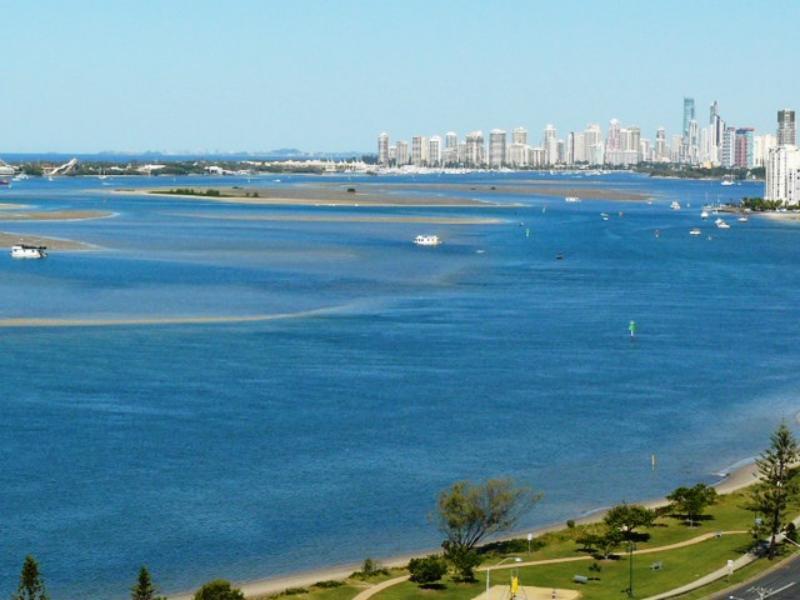 Aparthotel Broadwater Shores Waterfront