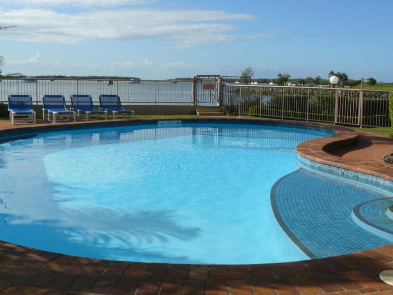Aparthotel Broadwater Shores Waterfront