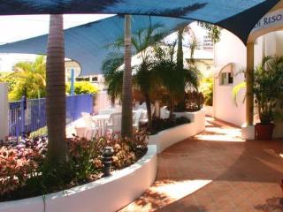 Aparthotel Surfers One