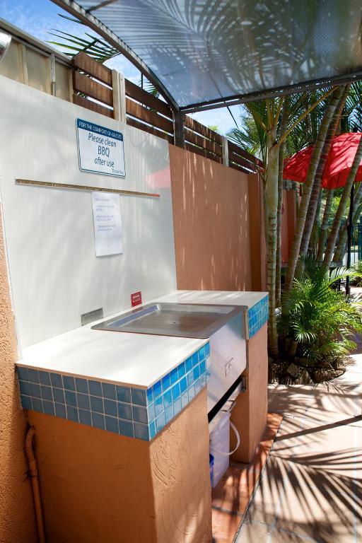 Aparthotel Karana Palms 3*