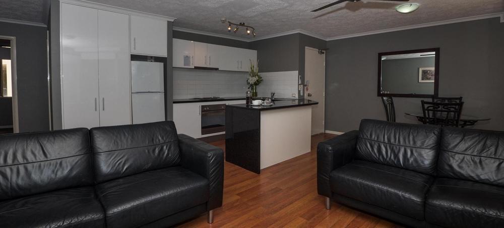 Enderley Gardens 3*