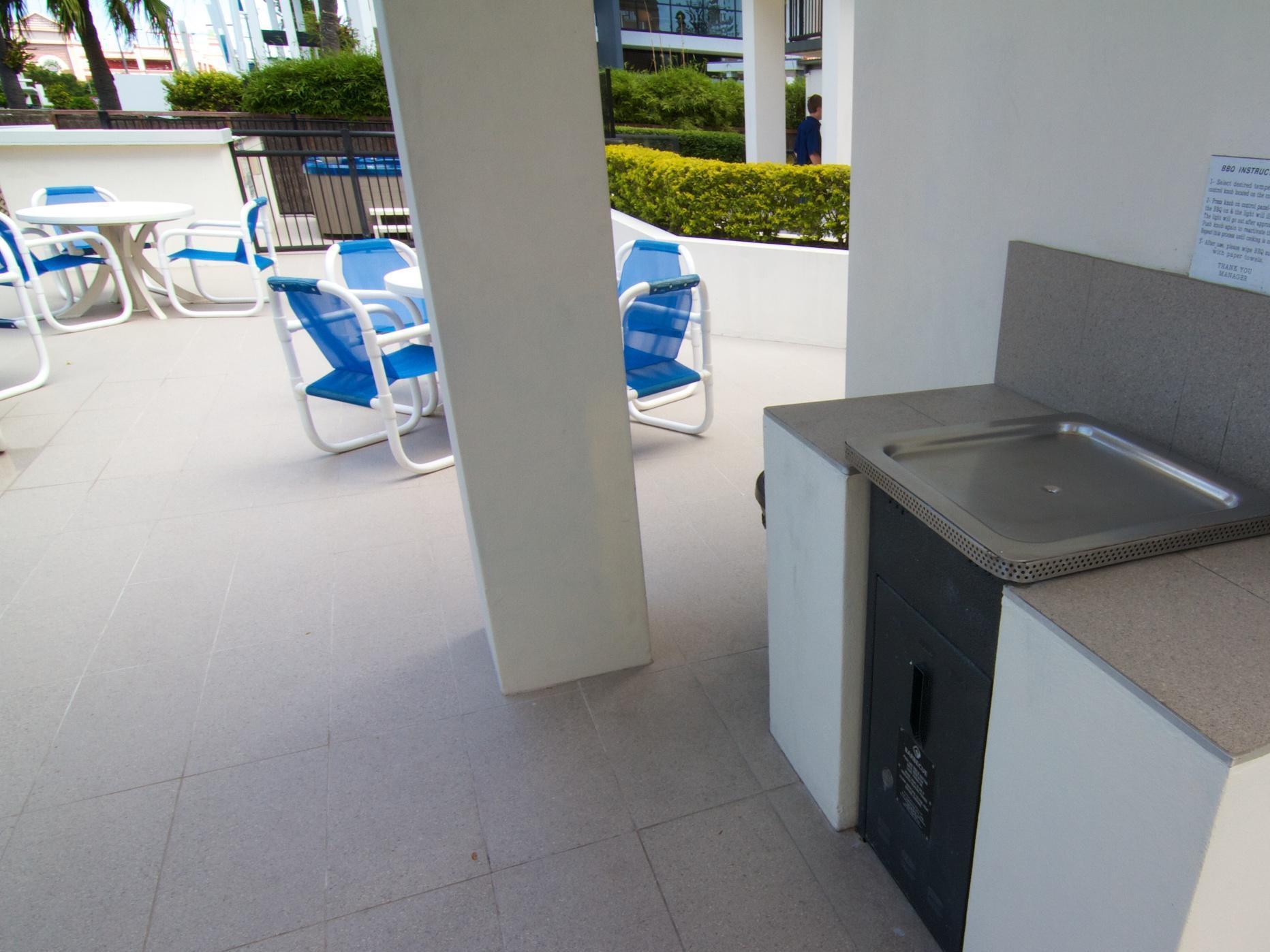 Island Aparthotel Gold Coast