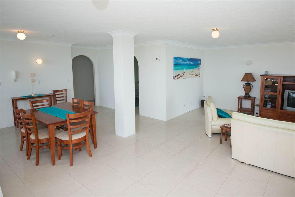 Broadwater Shores Waterfront Aparthotel Gold Coast