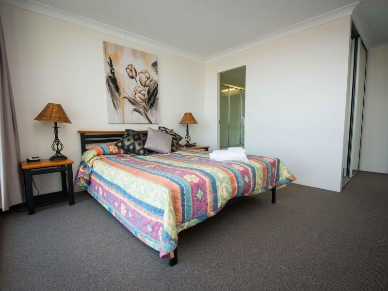 Broadwater Shores Waterfront Aparthotel Gold Coast