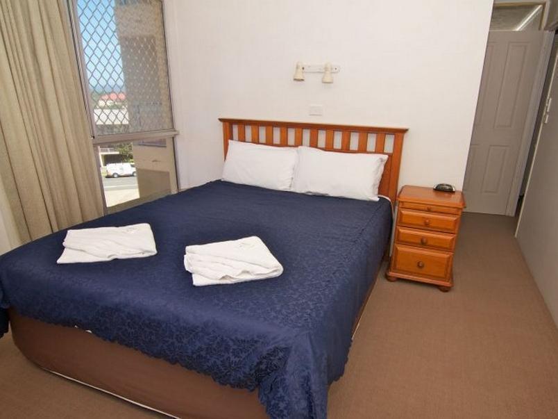 Foreshore Beachfront Aparthotel 3*