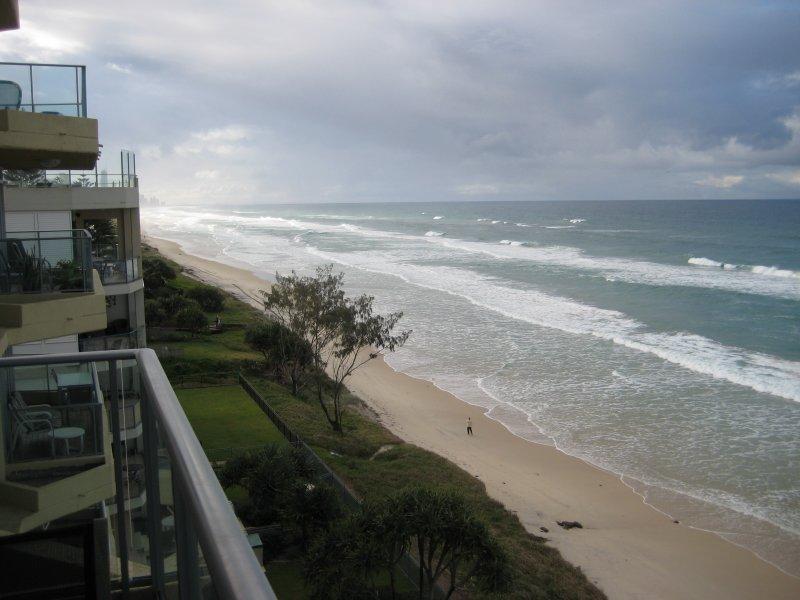 Foreshore Beachfront Aparthotel Gold Coast