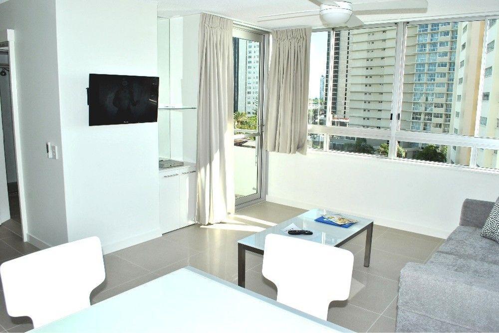 The Shore - Beachfront Aparthotel 3*