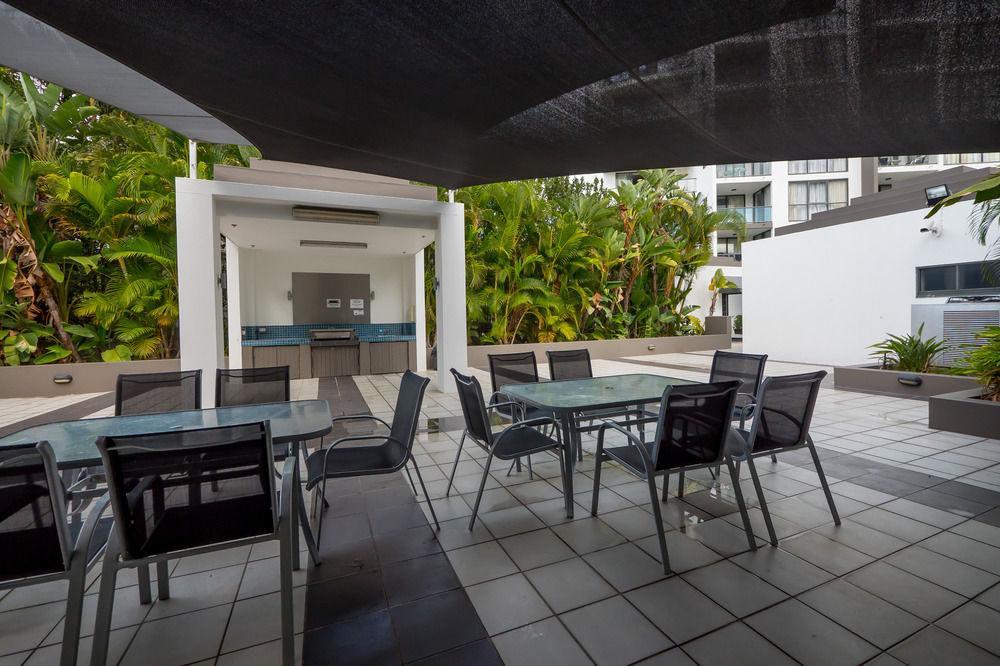 Ipanema Surfers Paradise 4*