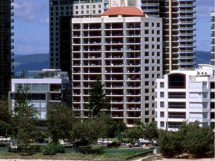 Surf Regency 3*