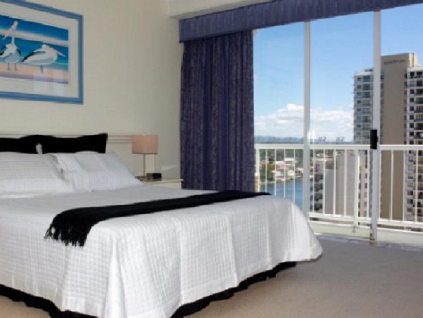 Surfers Mayfair 3* Gold Coast