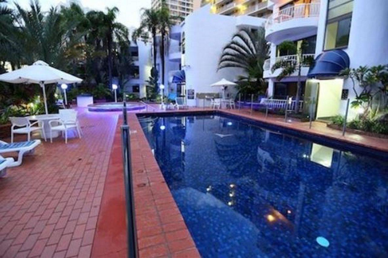 Resort St Tropez Gold Coast