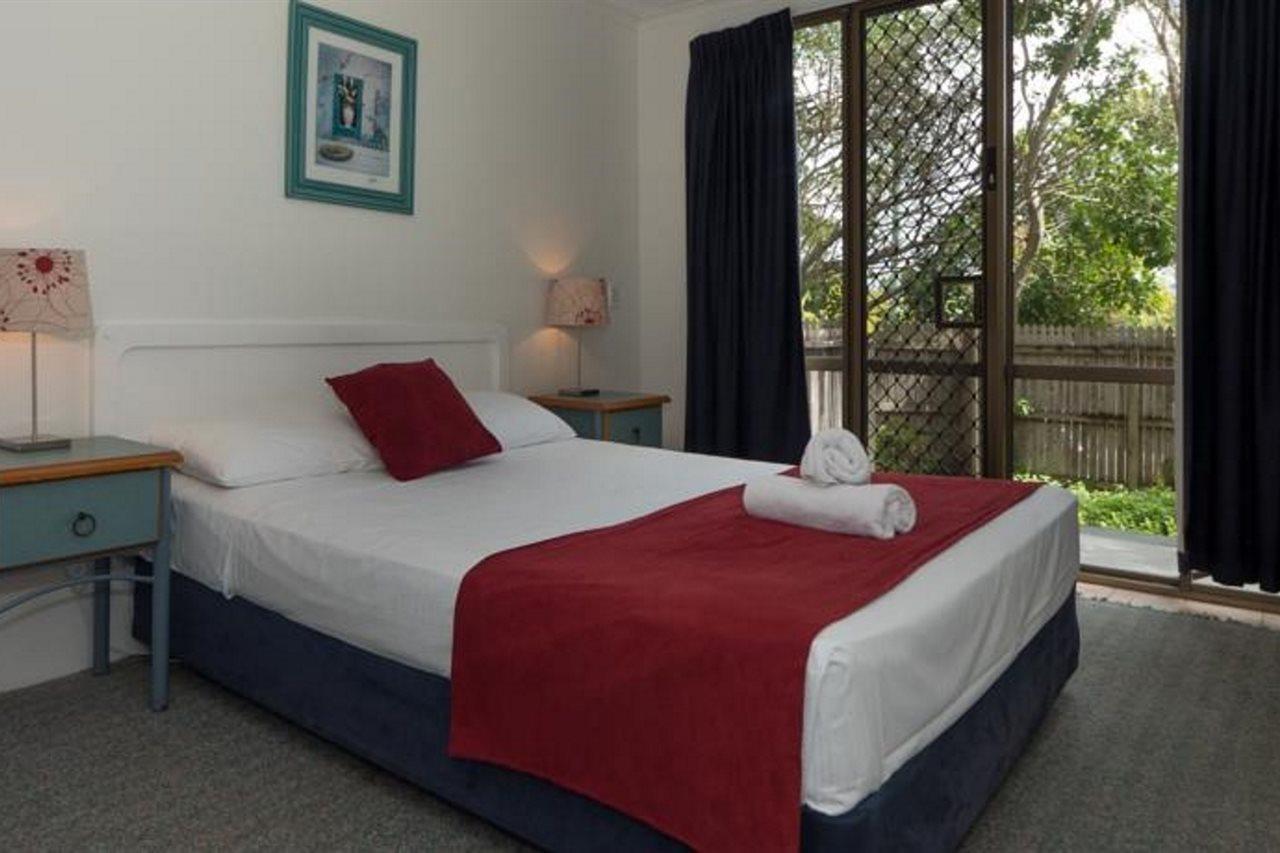 Aparthotel Enderley Gardens 3*