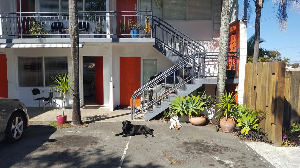 Motel Burleigh Break 3*