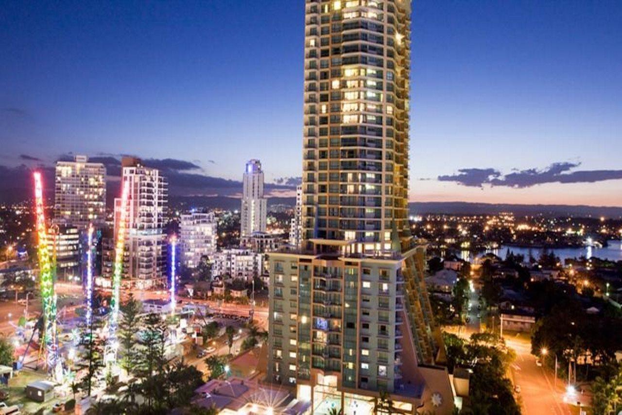Mantra Crown Towers 4*