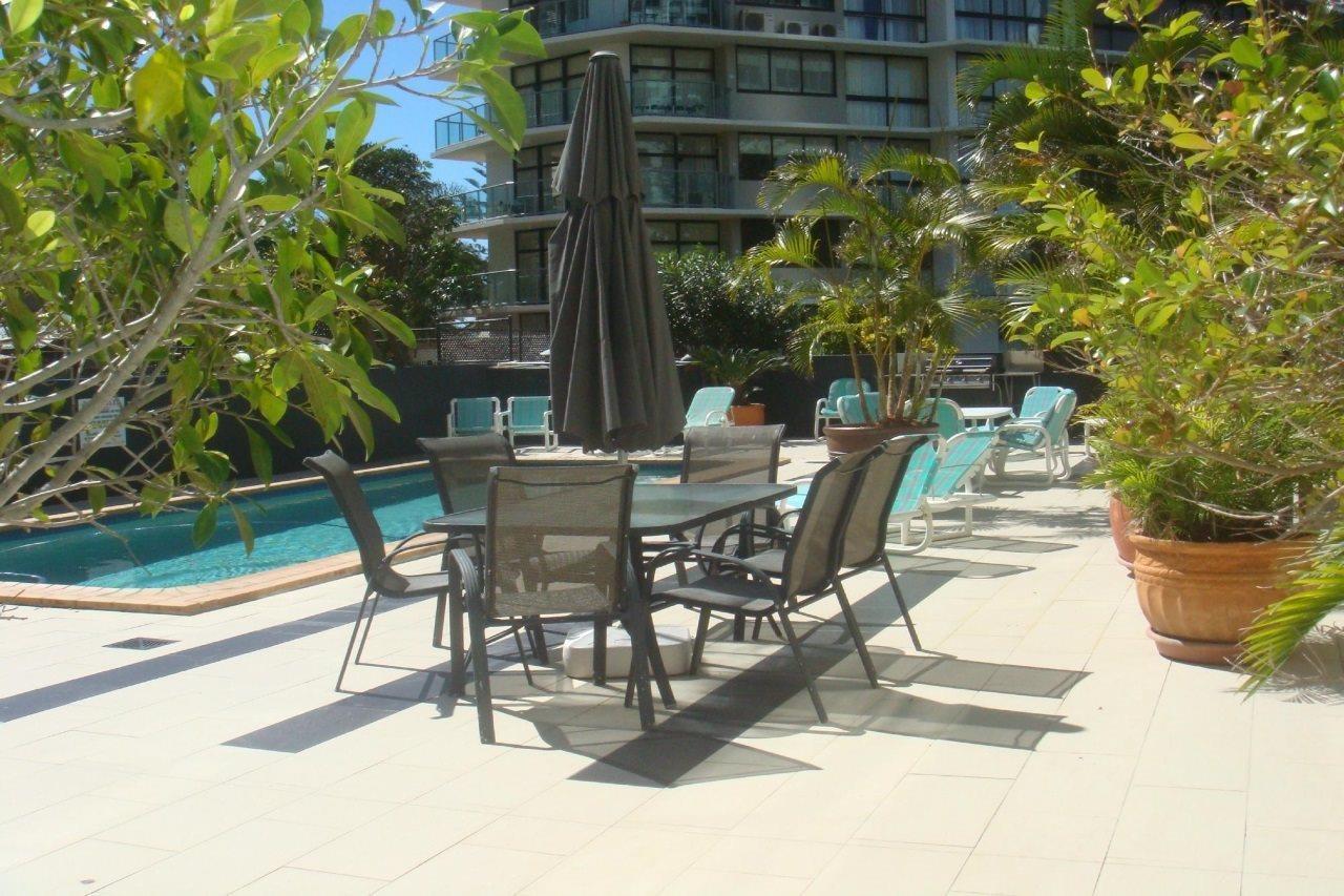 Durham Court Apartment *