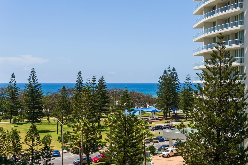 The Ritz Heated Pool Gold Coast