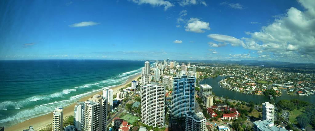 Hr Surfers Paradise - 4204 * Gold Coast