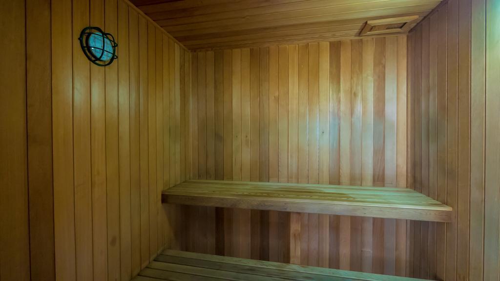 Aparthotel Santa Anne By The Sea Gold Coast