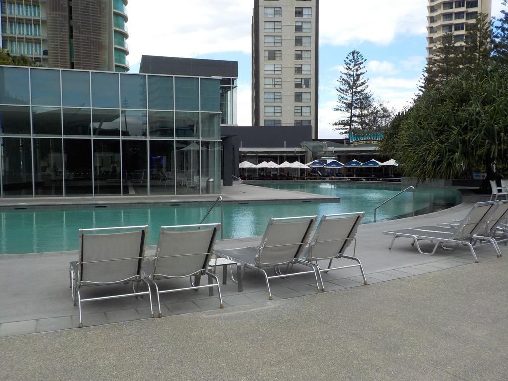 Apartment Hr Surfers Paradise - 4204
