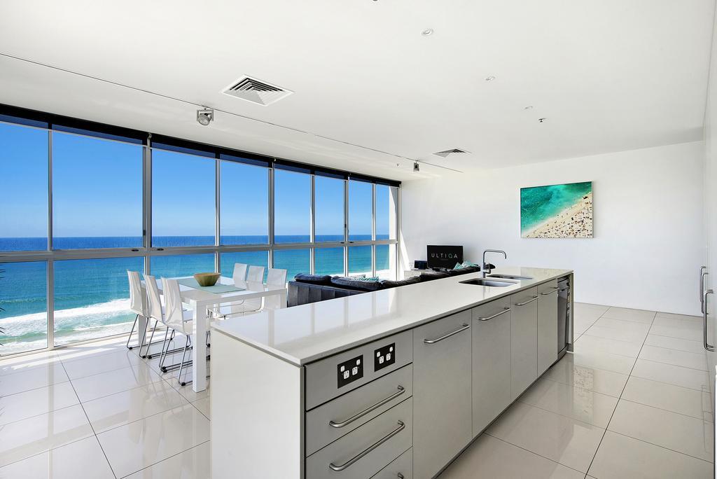 Ultiqa Air On Broadbeach Aparthotel 4*