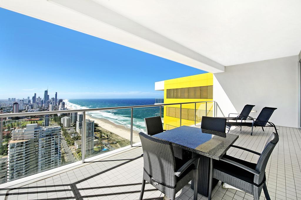 Ultiqa Air On Broadbeach 4*