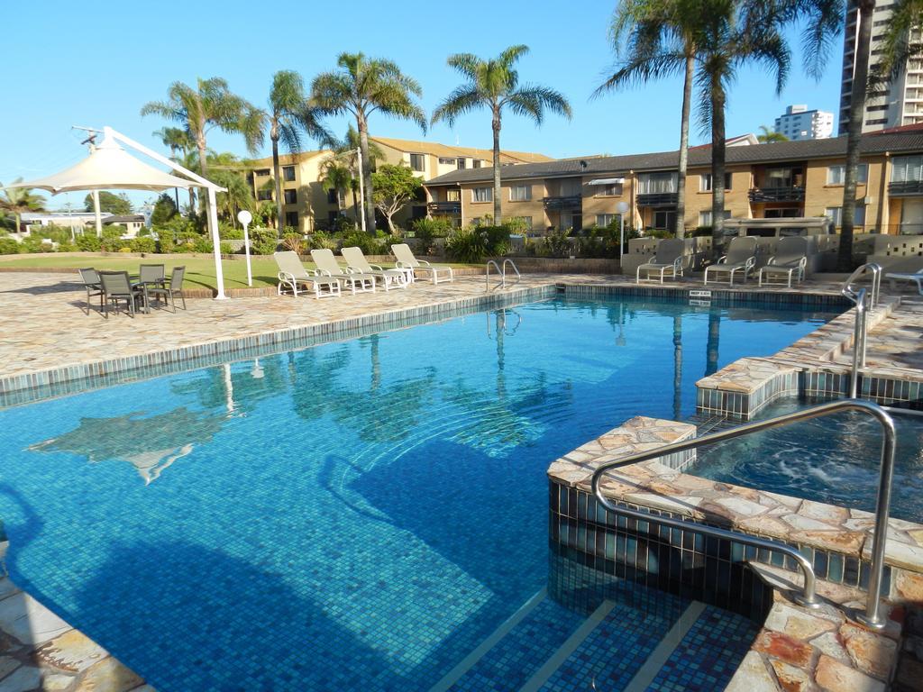 Southern Cross Beachfront Gold Coast
