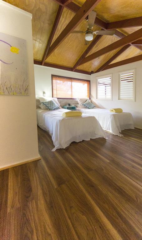 Garasu Guest house 4*