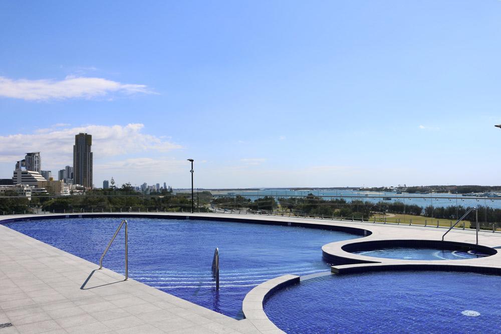 Ocean View Southport Apartment Gold Coast