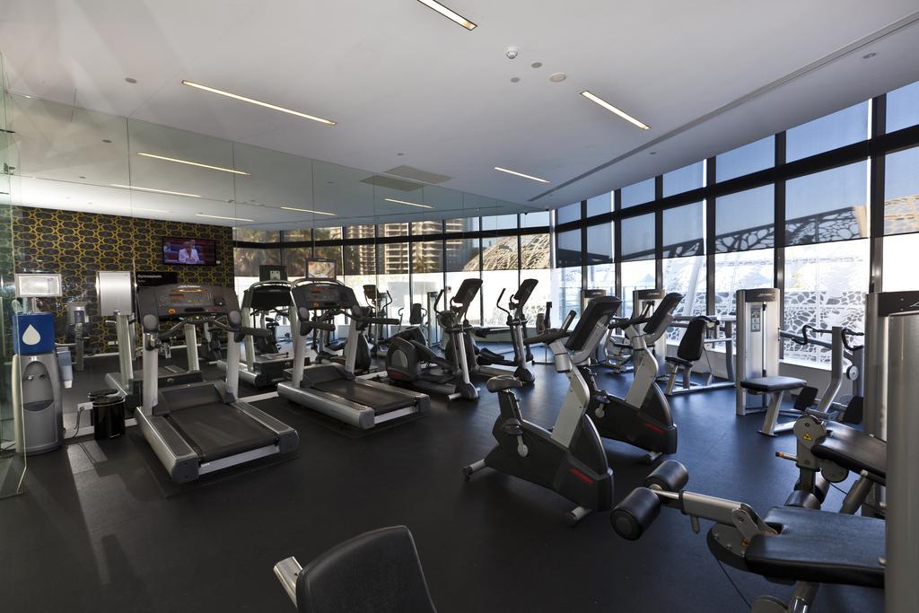 Apartment 8 The Esplanade Surfers Paradise *