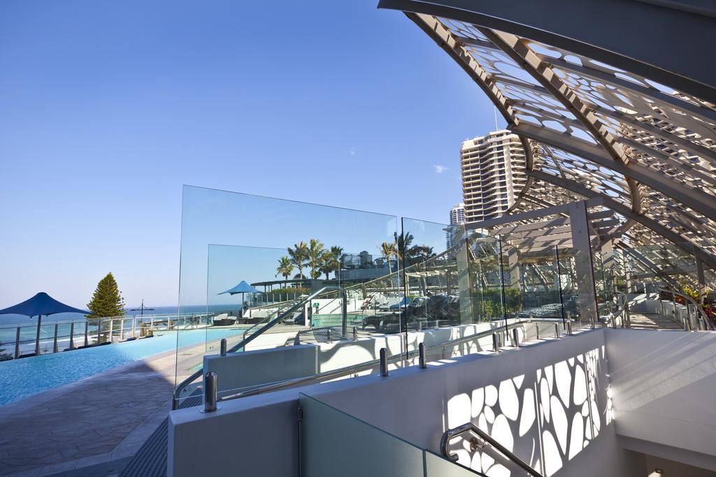 Apartment 8 The Esplanade Surfers Paradise *