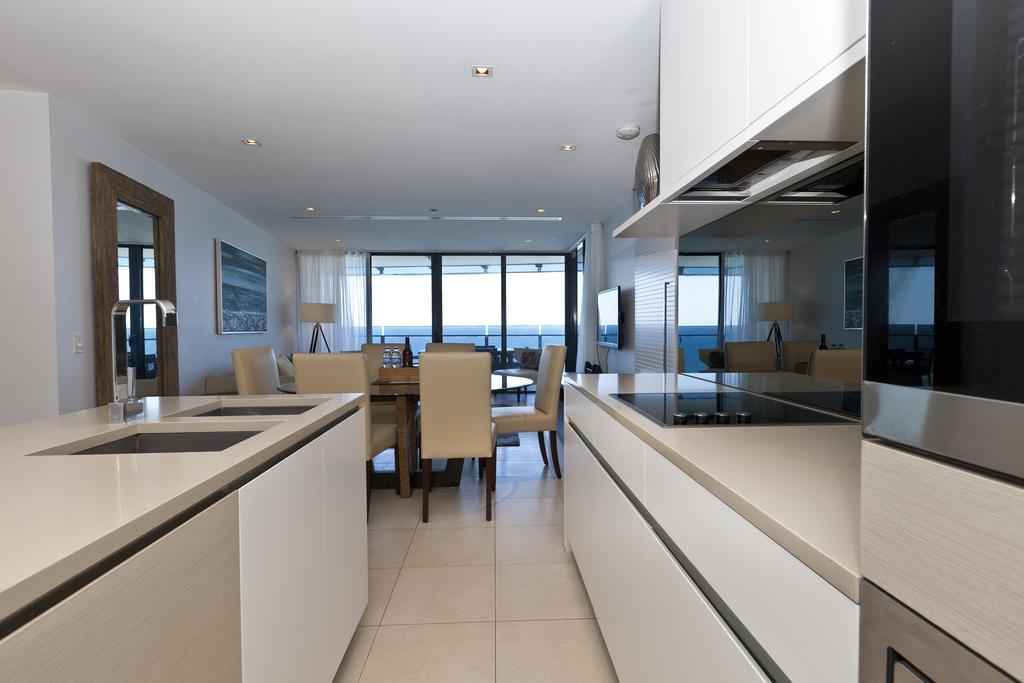 8 The Esplanade Surfers Paradise Apartment Gold Coast
