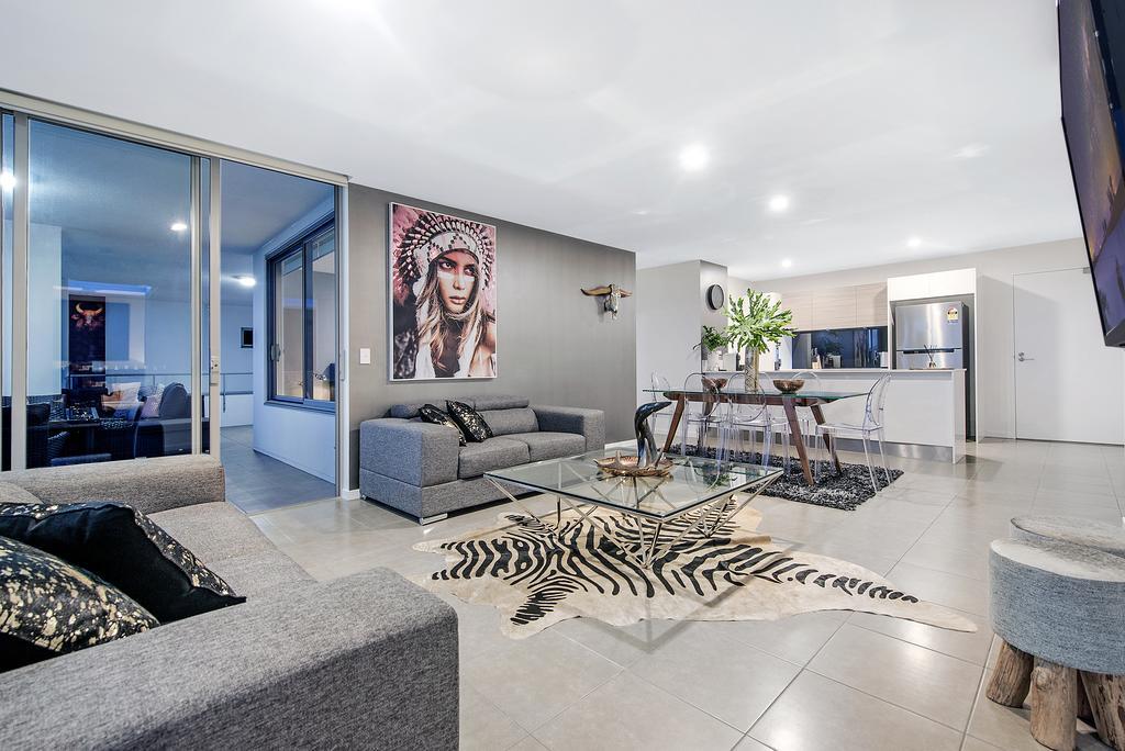 Waterford Private * Gold Coast