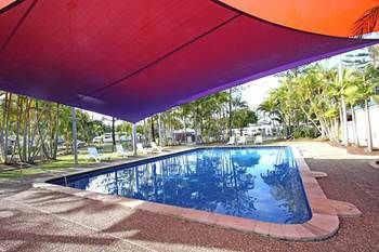 Tallebudgera Creek Tourist Park Hotel 2*
