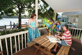Tallebudgera Creek Tourist Park Hotel 2*