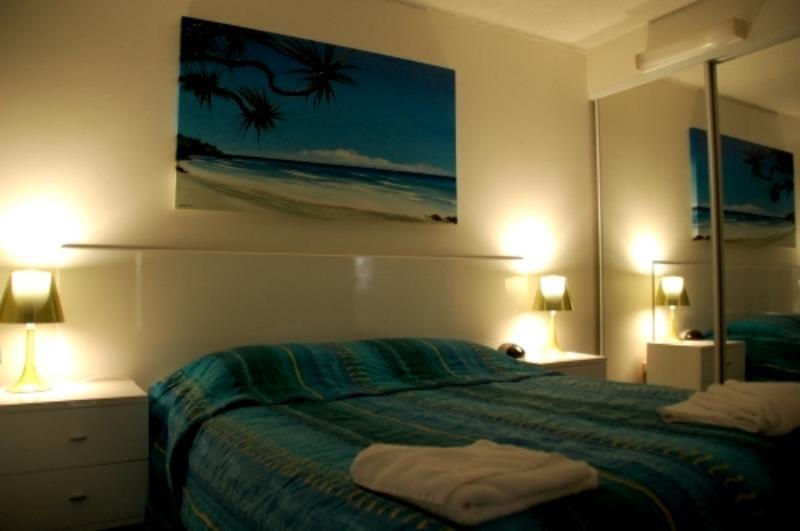 The Shore - Beachfront