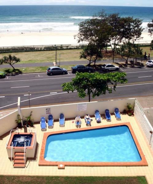 Aparthotel The Shore - Beachfront