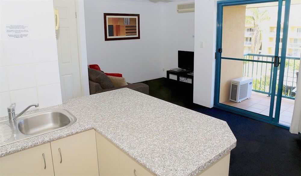 Aparthotel Karana Palms 3*