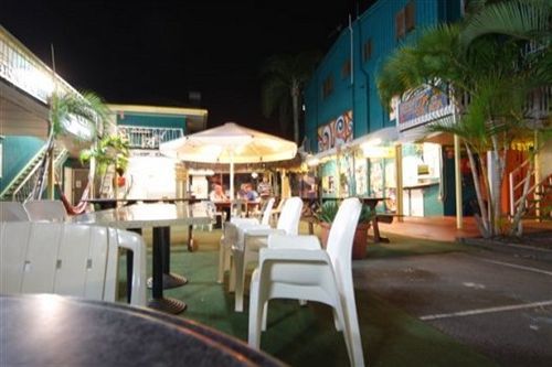 Backpackers In Paradise 18-35 * Gold Coast